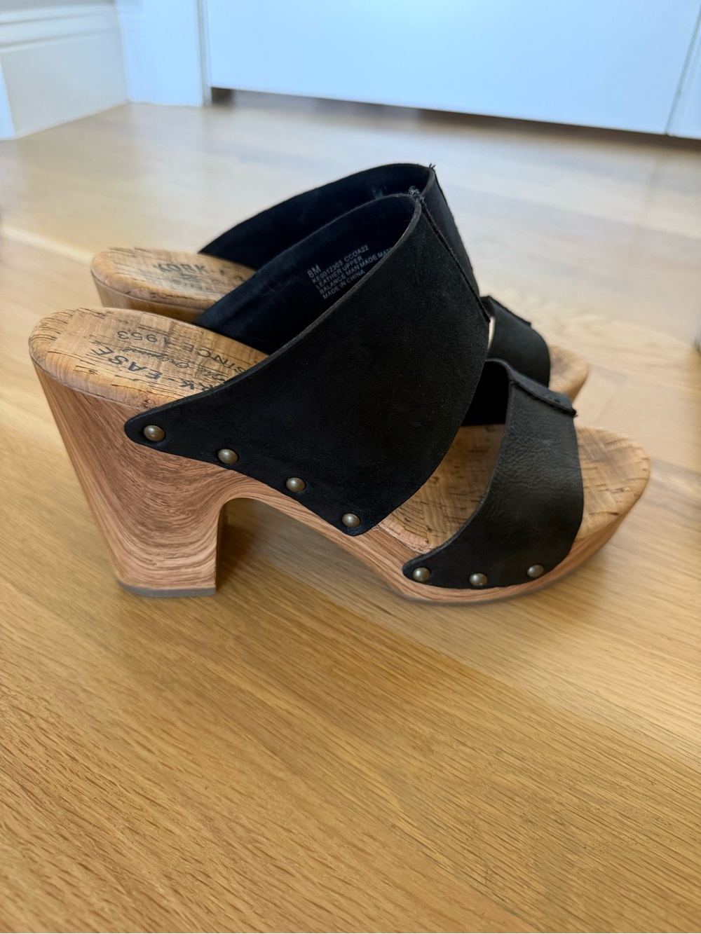 Kork Ease Black LeatherClog Heels - Women